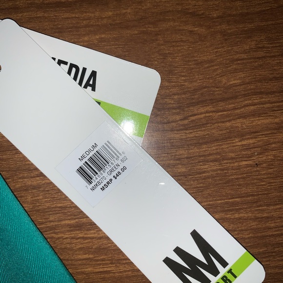 Ladies Nicole Miller Sports skort nwt - Picture 2 of 9